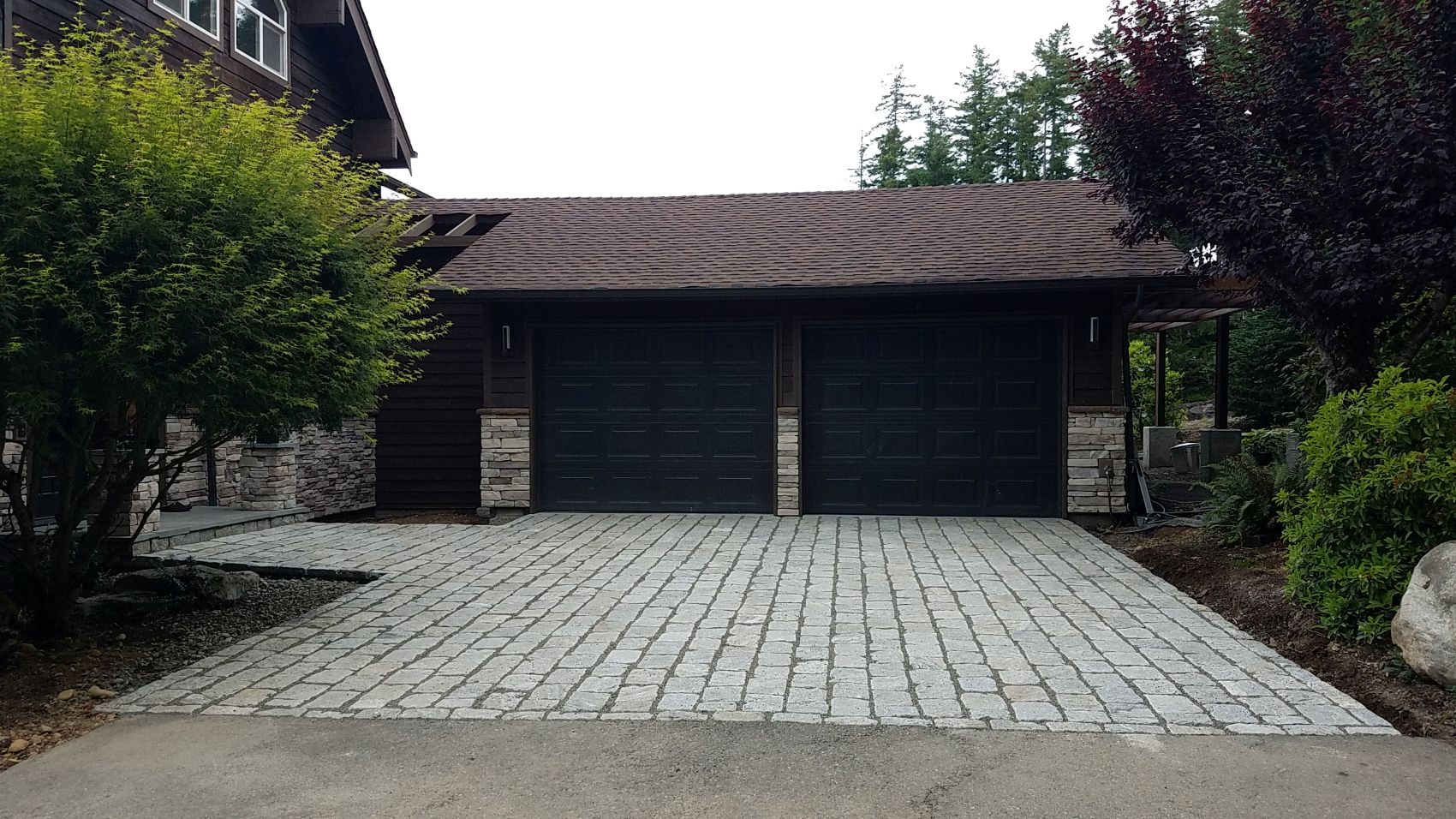 Hardscape Services with Hedahl Landscape, Deck & Patio